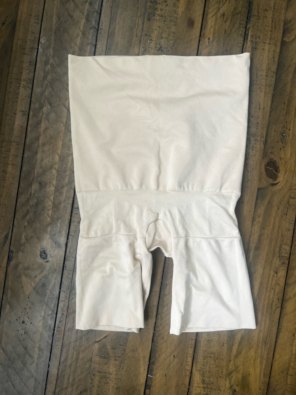 SPANX Assets High-Waist Maternity Short